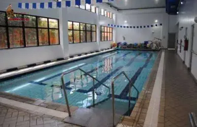 Prédio comercial p/ locação  já preparado p/ vrs segmentos c/ piscina!!