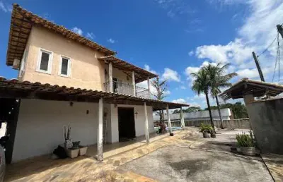 Casa com 4 dormitórios à venda, 233 m² por r$ 750.000,00 - vila verde - rio das ostras/rj