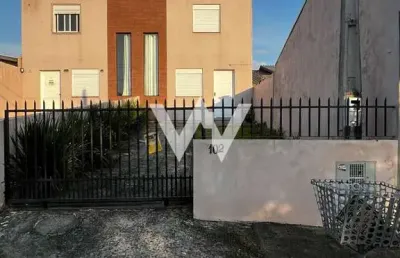 Casa com 2 quartos para alugar na rua alfredo schneider, --, santo andré, são leopoldo por r$ 1.700