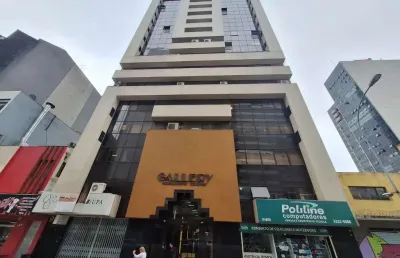 Sala comercial centro curitiba com 44,87m² de área útil com 3 salas 1 banheiro portaria 24 horas catraca