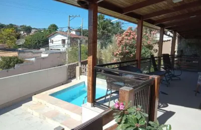 Casa com 4 dormitórios à venda, 190 m² por r$ 850.000,00 - maria paula - niterói/rj