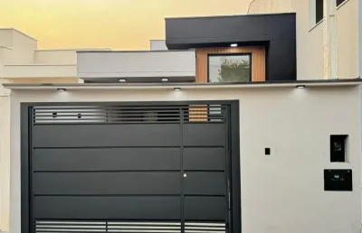 Casa com 2 quartos à venda na Rua Regina Dellacqua Visnardi, 10, Jardim Marambaia, Jundiaí