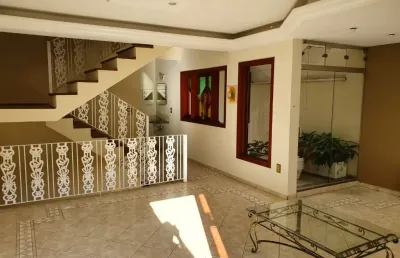 Casa com 3 quartos à venda na Rua Nilo Avelino Macedo, Vila Galvão, Jundiaí