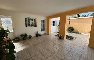 Casa com 3 quartos à venda no Jardim Maria Augusta, Taubaté 