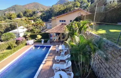 Casa para venda em teresópolis, panorama, 4 dormitórios, 3 suítes, 1 banheiro, 2 vagas