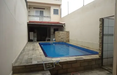 Sobrado padrão para venda em aviação praia grande-sp