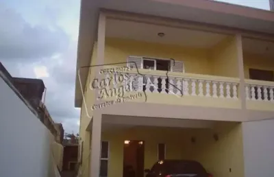 Sobrado 3 dormitórios sendo 1 suite para venda em solemar praia grande-sp