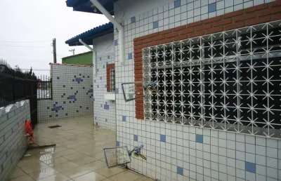 Casa com 2 quartos à venda no Jardim Imperador, Praia Grande 