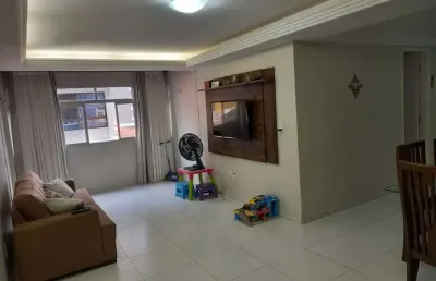 Apartamento no brisamar 03 quartos sendo 01 suíte 110m²