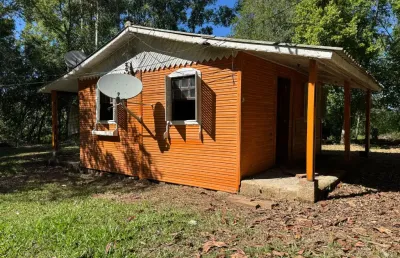 Sítio com casa condomínio fechado com luz, poço artesiano