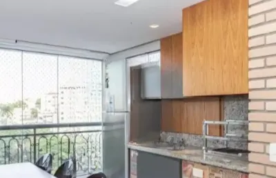 Apartamento  com 215m², 4 quartos, 4 suites, 4 banheiros e 4 vagas