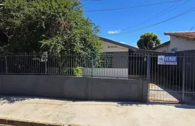Casa com 3 quartos à venda no Bandeirantes, Londrina 