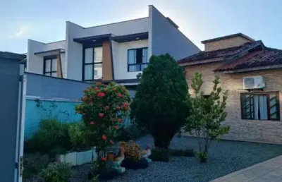 Casa com 2 quartos à venda na 600, 568, centro, balneário piçarras, 429 m2 por r$ 1.500.000