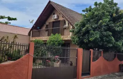 Casa com 4 quartos à venda na joão raimundo anacleto, 149, centro, penha, 160 m2 por r$ 1.000.000