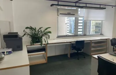 Sala comercial mobiliada na berrini - 116m², 3 banheiros