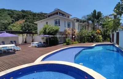 Camburi á venda - 05 suites - condominio fechado - 500 mts da praia