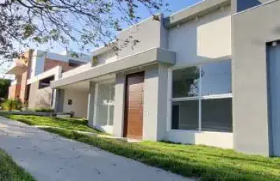 Vendo casa térrea de esquina no condomínio belvedere 1 em cuiabá mt