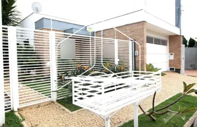 Casa com 4 quartos à venda na Rua Luiz Vieira Da Costa, 0, 6163, Jardim Acapulco, Marília