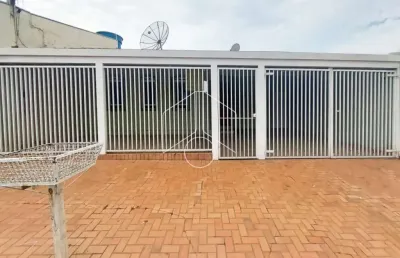 Casa com 3 quartos à venda na Avenida Mem De Sá, A, 10373, Núcleo Habitacional Nova Marília, Marília