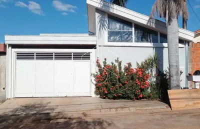 Casa com 3 quartos à venda na Rua Etelvino Miguel De Souza, 0, 20263, Conjunto Habitacional Leonel de Moura Brizola, Marília