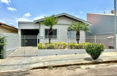 Casa com 2 quartos à venda na Rua Arnaldo Domingues, 10676, Professor José Augusto da Silva Ribeiro, Marília