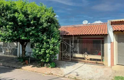 Casa com 3 quartos à venda na Avenida Fernando Botelho Vilella, 6083, Núcleo Habitacional Nova Marília, Marília