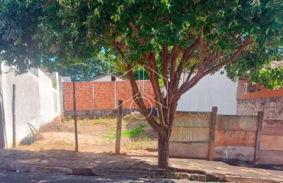 Terreno à venda na Rua Olídio Pereira de Aguiar, 10580, Jardim Flora Rica, Marília