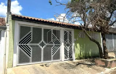Casa com 3 quartos à venda na rua dalvo bambini, 10066, núcleo habitacional doutor aniz badra, marília, 109 m2 por r$ 250.000