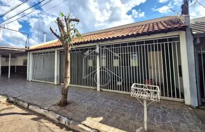 Casa com 3 quartos à venda na Rua Nair Rosilio Gutierrez, 30608, Núcleo Habitacional Nova Marília, Marília