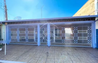 Casa com 3 quartos à venda na Rua Waldemar Pereira, 40767, Palmital, Marília