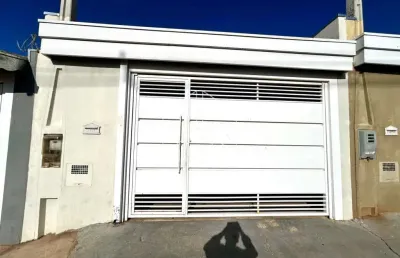 Casa com 2 quartos à venda na Rua Américo Davoli, 10359, Vila Real, Marília