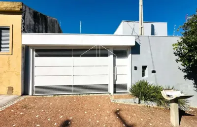 Casa com 3 quartos à venda na Rua Campos Salles, 80159, Alto Cafezal, Marília