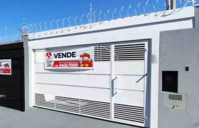 Casa com 2 quartos à venda na Rua Jamil Dib Lutfi, 20982, Jardim Santa Clara, Marília