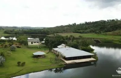 Linda fazenda em bela vista/go com represas, lagos e pista de pouso