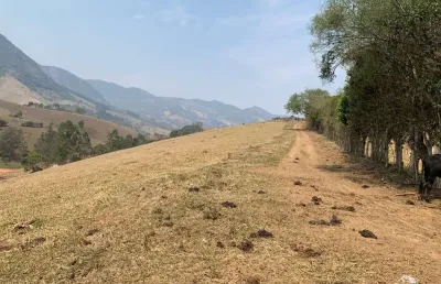 Chácara / sítio com 1 quarto à venda na Luminosa, Brazópolis 