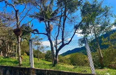 Terreno à venda no Centro, Monteiro Lobato 