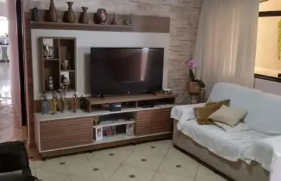 Casa com 6 quartos à venda no Jardim Bógus, Mauá 