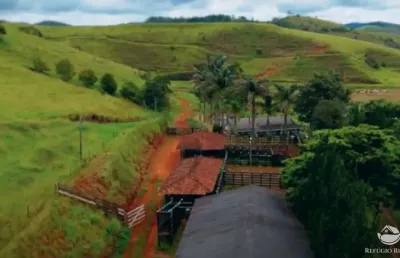 Fazenda à venda no Centro, Cunha 