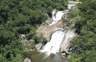 Fazenda à venda no Centro, Cunha 