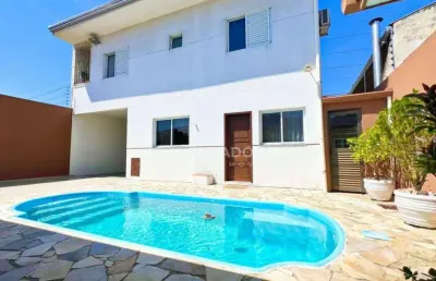 Casa com piscina,  6 dormitórios à venda, 290 m² por r$ 950.000 - cohapar - guaratuba/pr