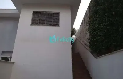 Sobrado com 2 dormitórios, 2 vagas, 140m2 no jardim líbano