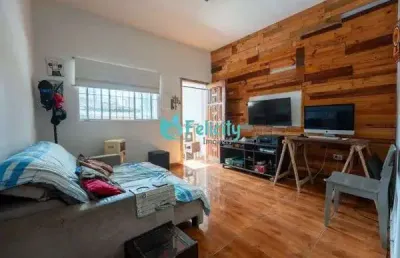 Casa com 3 dorms, 1 suíte, 2 vagas, 160m2 na vila pompéia