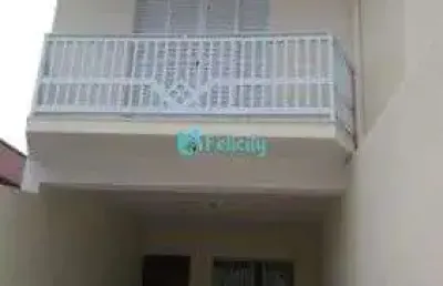 Sobrado com 3 dorms, 1 suíte, 2 vagas, 120m2 no jardim maristela