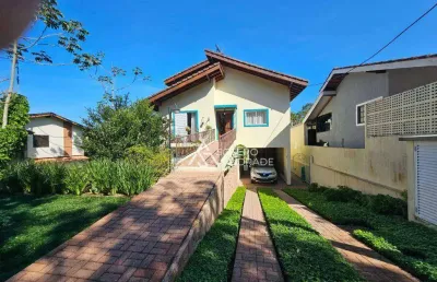 Descubra o encanto provençal na praia de massaguaçu!