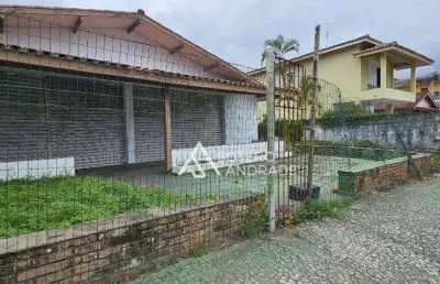 Oportunidade imperdível para quem quer um ponto comercial com excelente localização privilegiada na praia da cocanha