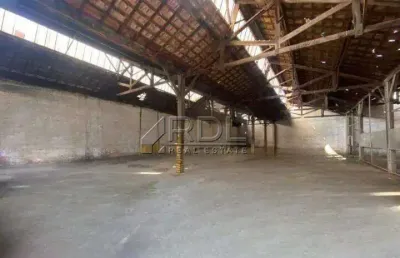 Barracão / Galpão / Depósito para alugar na Avenida Santos Dumont, 612, Silveira, Santo André