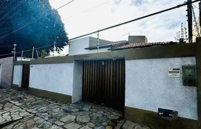 Casa à venda em rua pública, coroa do meio, aracaju, se