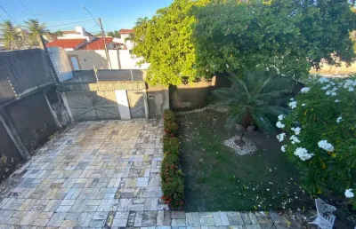 Casa à venda em rua pública, coroa do meio , aracaju, se
