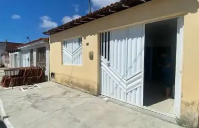Casa à venda em rua pública, centro , barra dos coqueiros, se