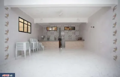 Salão 160m² com 2 vagas de garagem - cidade jardim cumbica por 3.300,00